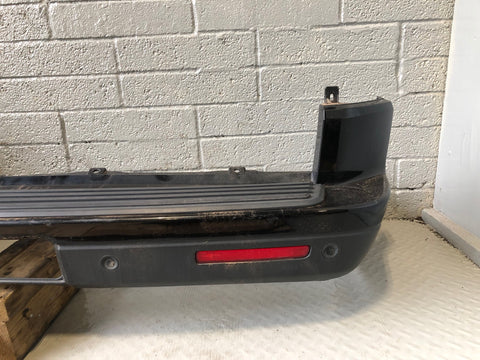 Discovery 4 Rear Bumper with Reflectors Santorini Black Land Rover K30075