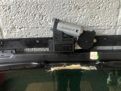 Range Rover L322 Sunroof Glass Cartridge Frame Assembly 2002 to 2006 K15046