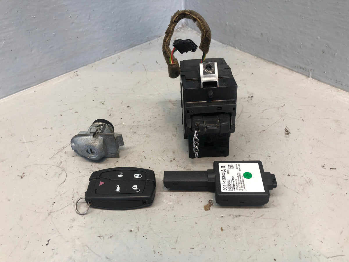 Freelander 2 Ignition Barrel with Key Door Lock Land Rover 2006 to 2015 L11056
