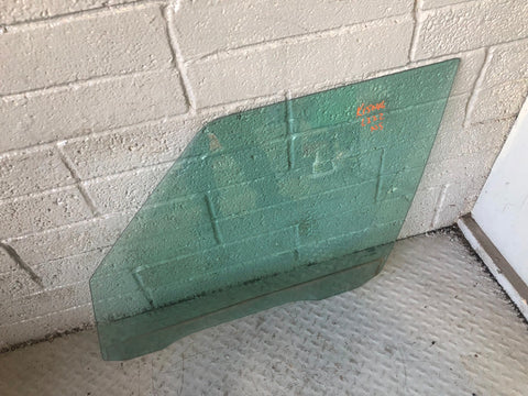Range Rover L322 Window Glass Single Glazed Near Side Front 2002 to 2006 K15046