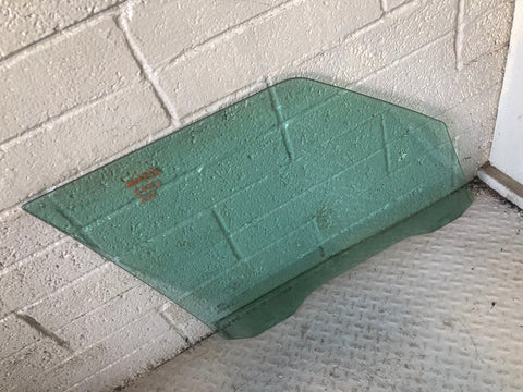 Range Rover L322 Window Glass Single Glazed Near Side Front 2002 to 2006 K15046