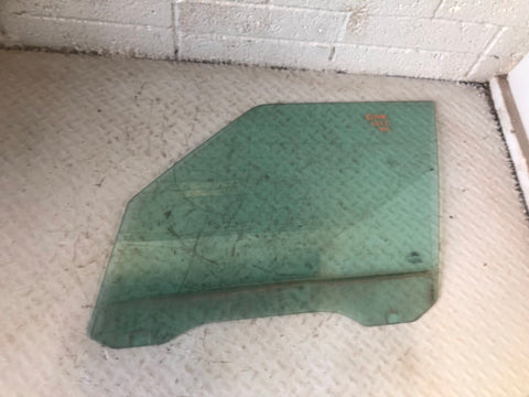 Range Rover L322 Window Glass Single Glazed Near Side Front 2002 to 2006 K15046