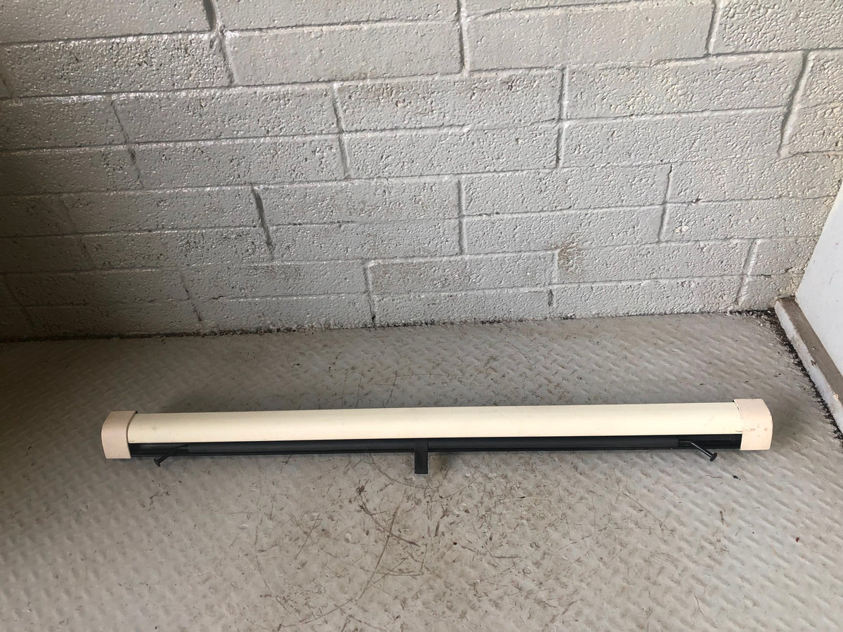 Range Rover L322 Dog Guard Retractable Luggage Net in Ivory 2002 to 2013