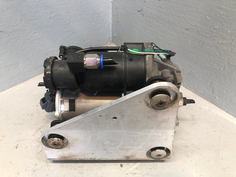 Air Suspension Compressor AMK Style Discovery 3 4 Range Rover Sport D15056