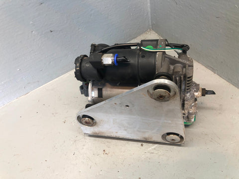 Air Suspension Compressor AMK Style Discovery 3 4 Range Rover Sport D15056