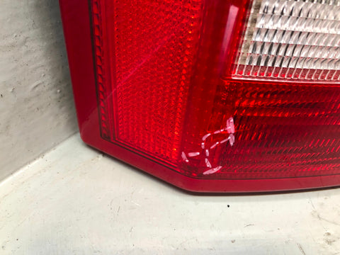 Discovery 3 Tail Light Cluster Near Side Rear XFB000573 2004 to 2009 K21105