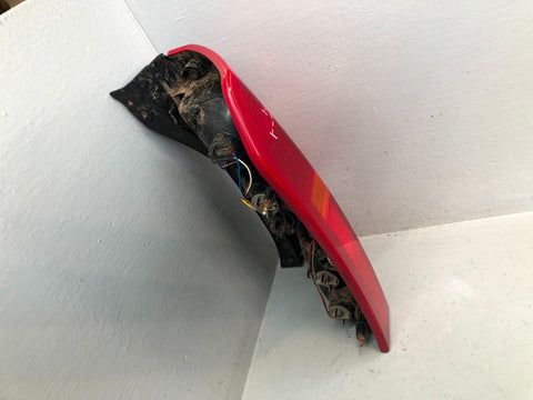 Discovery 3 Tail Light Cluster Near Side Rear XFB000573 2004 to 2009 K21105