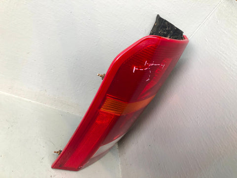 Discovery 3 Tail Light Cluster Near Side Rear XFB000573 2004 to 2009 K21105