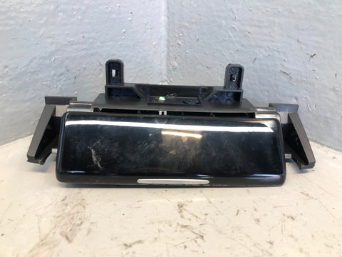 Discovery 4 Ashtray Front Land Rover AH22-048A02-AB 2009 to 2016 L17036