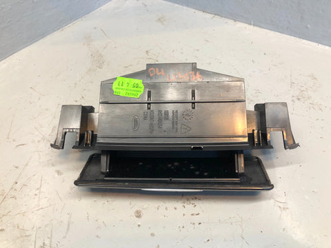 Discovery 4 Ashtray Front Land Rover AH22-048A02-AB 2009 to 2016 L17036