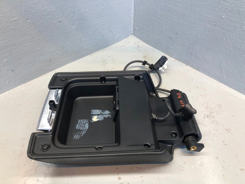 Discovery 4 Armrest Centre Console Black Leather Land Rover 2009 to 2016 L17036