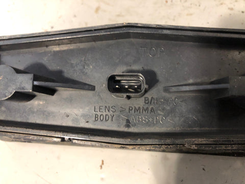 Discovery 2 Lower Light Off Side Rear Indicator Land Rover 1998 to 2002