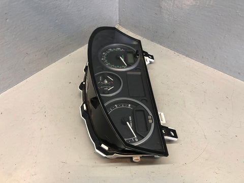 Discovery 3 Instrument Cluster 2.7 TDV6 YAC500097 Land Rover 2004 to 2007 K21105