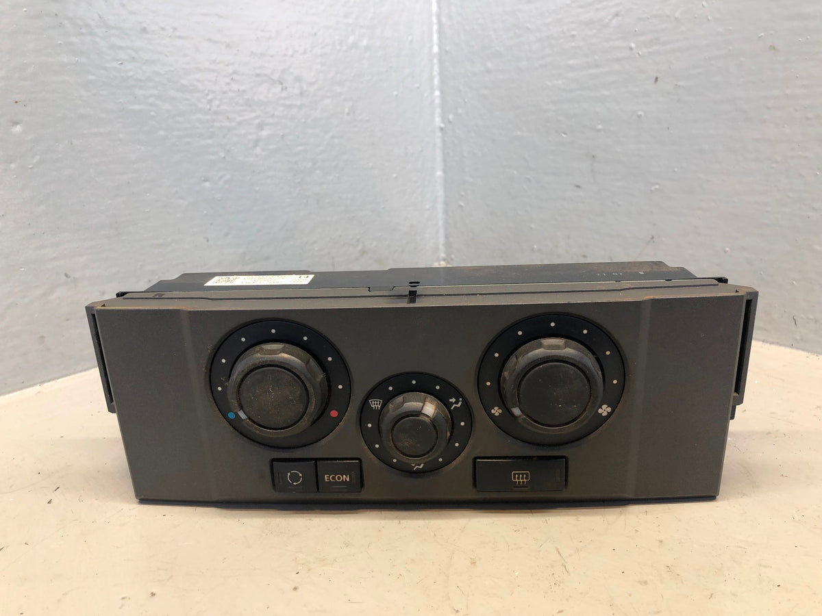 Discovery 3 Heater Control Panel JFC000537WUX Land Rover 2004 to 2009