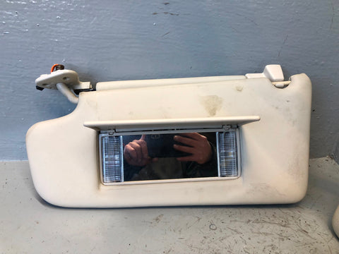 Range Rover L322 Sun Visors Mirrors and Lights Ivory 2005 to 2013 R27115