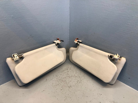 Range Rover L322 Sun Visors Mirrors and Lights Ivory 2005 to 2013 R27115