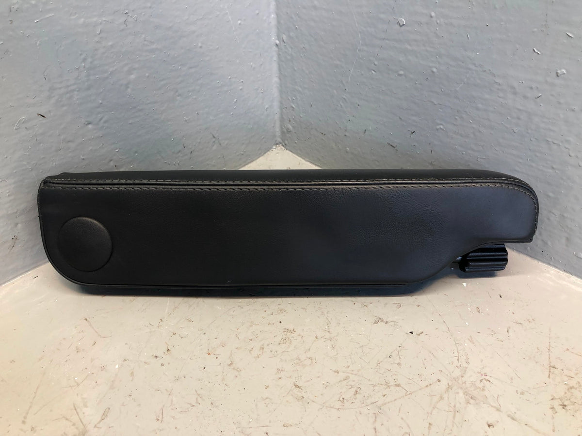 Discovery 4 Armrest Near Side Passenger Black Land Rover 2009 to 2016 L17036