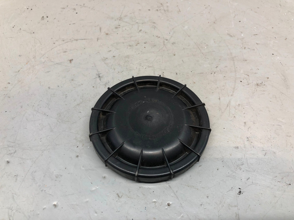 Range Rover Sport Headlight Bulb Cap for Xenon Hella 236137-00 2005 to 2009