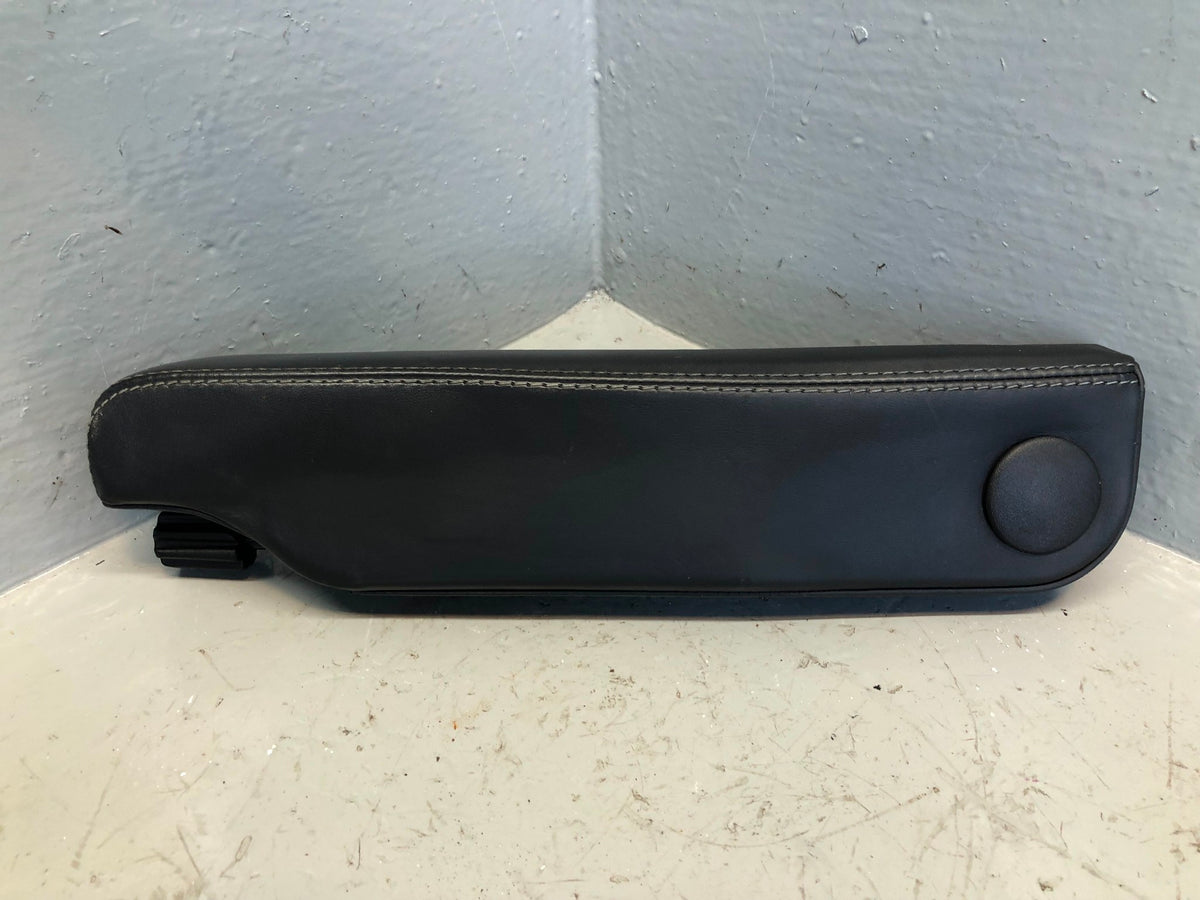 Discovery 4 Armrest Off Side Driver Black Land Rover 2009 to 2016 L17036