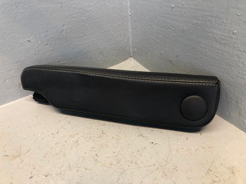 Discovery 4 Armrest Off Side Driver Black Land Rover 2009 to 2016 L17036