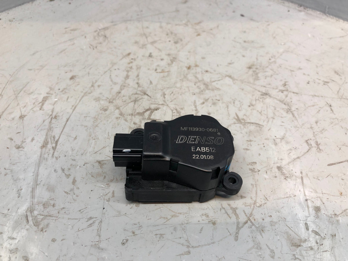 Discovery 3 Heater Flap Motor Actuator MF113930-0681 Land Rover 2004 to 2009