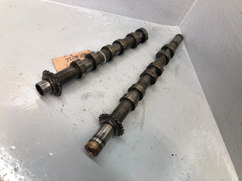 Camshafts 3.0 TDV6 Near Side Left Land Rover Discovery 4 Range Rover Sport 306DT