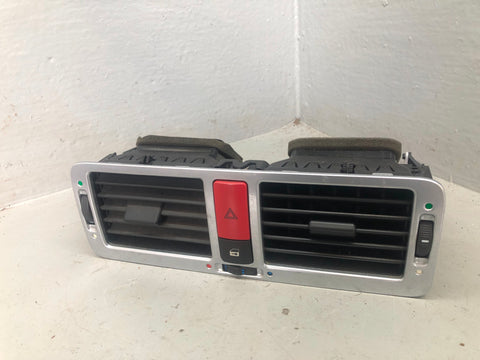Range Rover L322 Dashboard Centre Air Vents JBD000022PUY 2002 to 2006 K15046