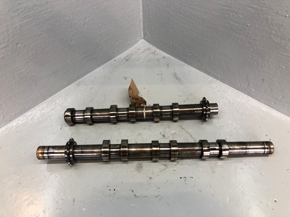 Camshafts 3.0 TDV6 Near Side Left Land Rover Discovery 4 Range Rover Sport 306DT