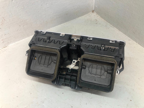 Range Rover L322 Dashboard Centre Air Vents JBD000022PUY 2002 to 2006 K15046