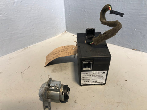 Freelander 2 Ignition Barrel with 1 Key Door Lock Land Rover 2006 to 2015 R22085