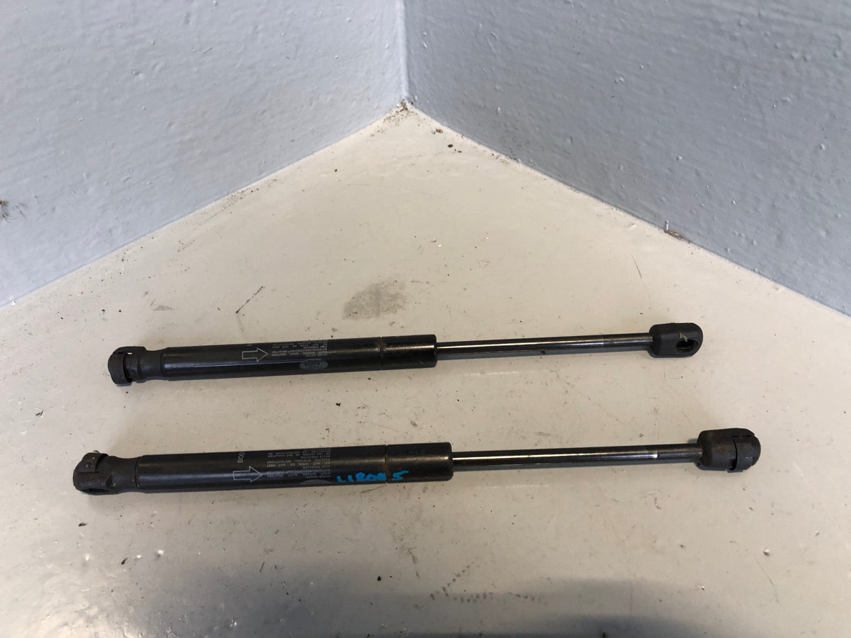 Range Rover L405 Bonnet Lift Gas Struts Pair CK52-16C826-AC 2013 to 2017