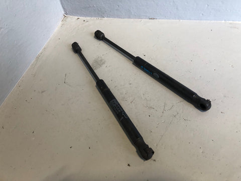 Range Rover L405 Bonnet Lift Gas Struts Pair CK52-16C826-AC 2013 to 2017