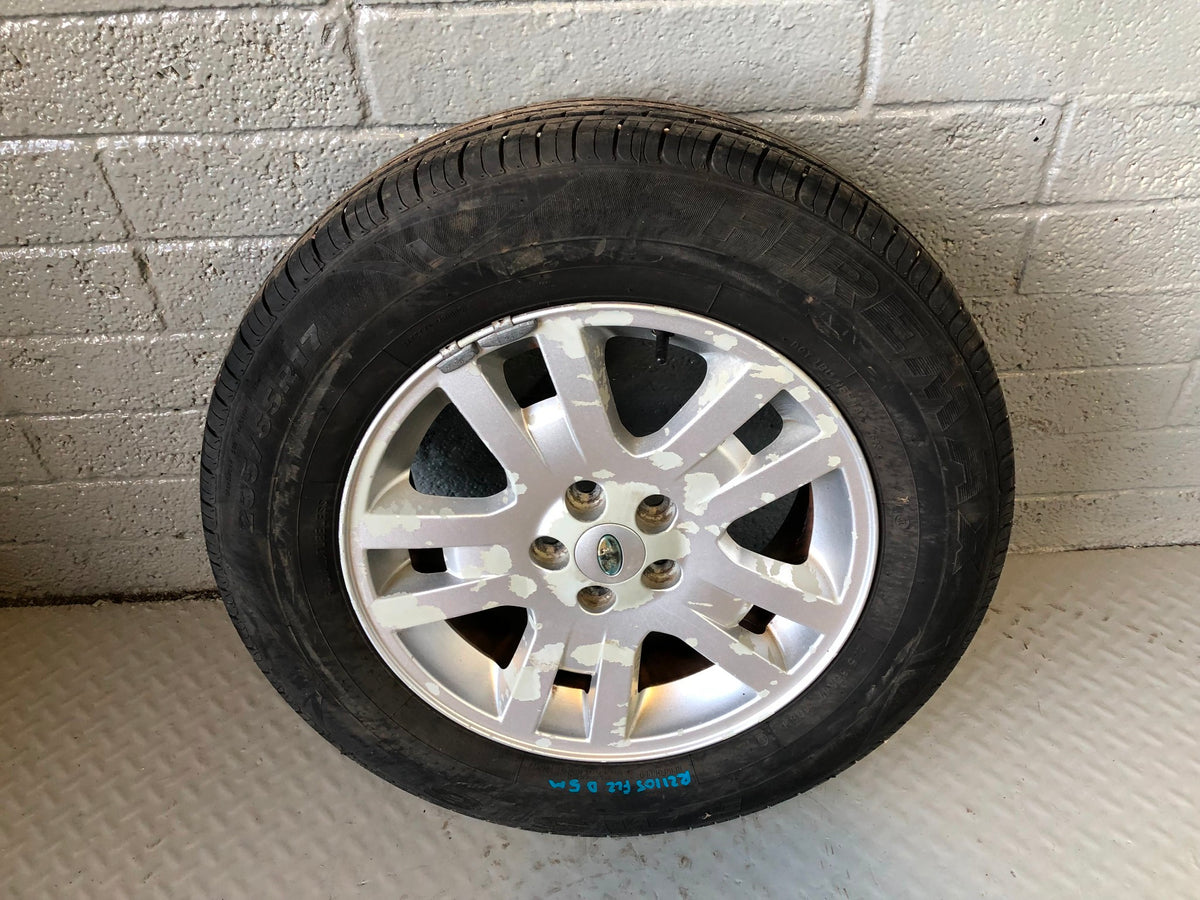 Freelander 2 Alloy Wheel and Tyre 17" Land Rover 235/65R17 2006 to 2015 R21105D
