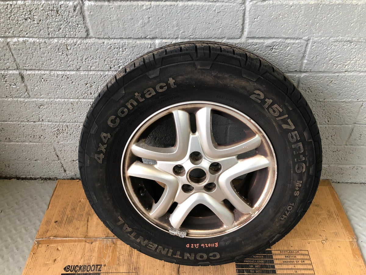 Freelander 2 Alloy Wheel and Tyre 16" Land Rover 215/75R16 2006 to 2015 R11026D