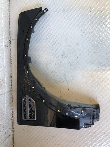 Discovery 4 Front Wing Off Side Santorini Black LRC 820 2009 to 2016 L17036