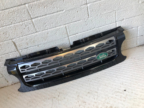 Discovery 4 Grille Front Santorini Black Land Rover 2009 to 2016 L17036