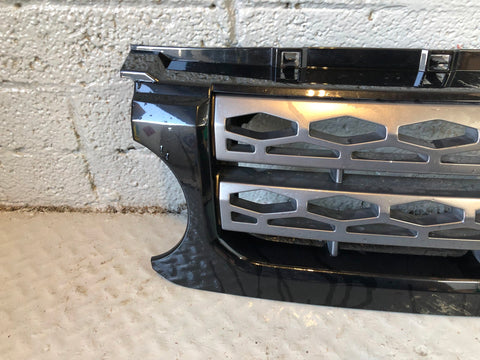Discovery 4 Grille Front Santorini Black Land Rover 2009 to 2016 L17036