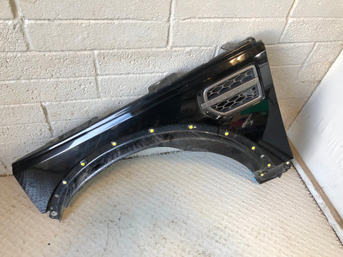 Discovery 4 Front Wing Near Side Santorini Black LRC 820 2009 to 2016 L17036