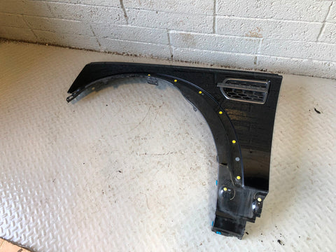 Discovery 4 Front Wing Near Side Santorini Black LRC 820 2009 to 2016 L17036