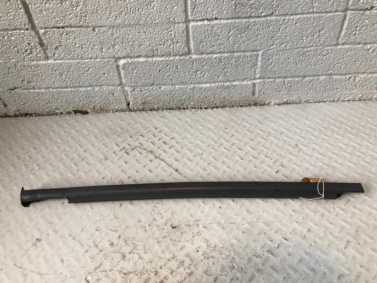Discovery 2 Weather Strip Seal Off Side Front Window Land Rover 1998 to 2004