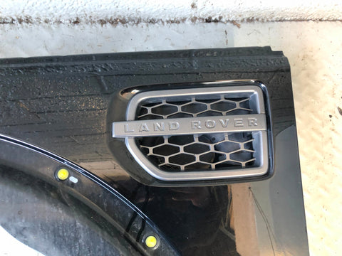 Discovery 4 Front Wing Near Side Santorini Black LRC 820 2009 to 2016 L17036
