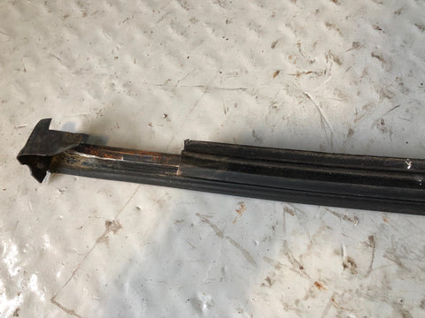 Discovery 2 Weather Strip Seal Off Side Front Window Land Rover 1998 to 2004