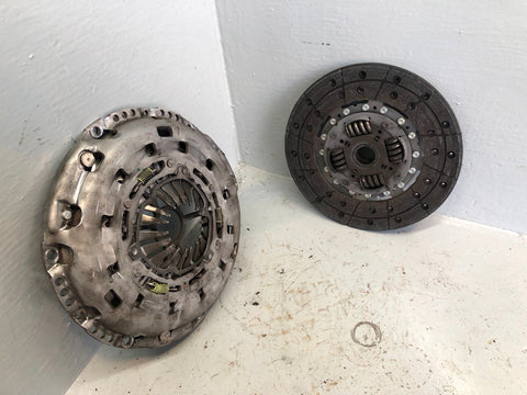 Discovery 3 Clutch Friction and Pressure Plate  2.7 TDV6 2004 to 2009 K05036