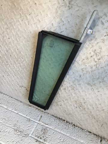 Discovery 3 Window Glass Door Off Side Rear Quarter Land Rover Standard Tint