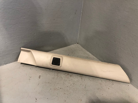 Discovery 2 Interior A Pillar Trim with Speaker Land Rover Off Side Front