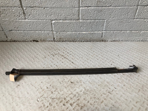 Discovery 2 Weather Strip Seal Near Side Front Window Trim Land Rover