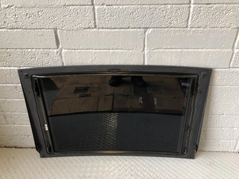 Range Rover L405 Panoramic Roof Glass Front Sunroof Section 2013 to 2017 L18085