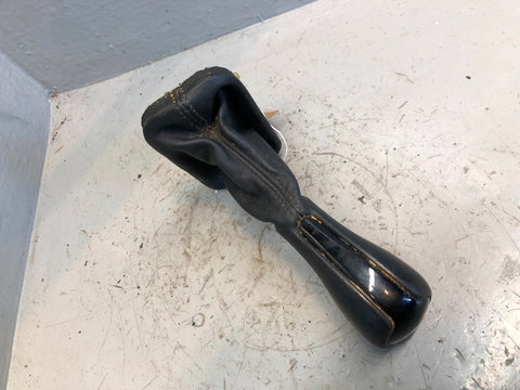 Range Rover L322 Gear Knob and Gaiter Automatic Auto Piano Black 2002 to 2009