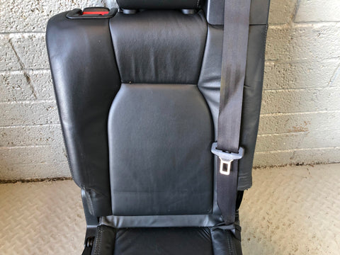 Discovery 4 Seats Rear 2nd Second Row in Black Land Rover 2009 to 2016 L17036
