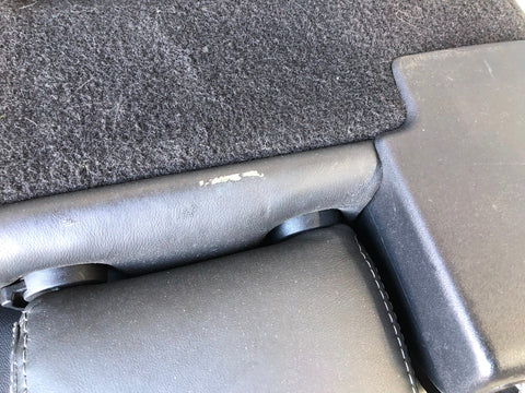 Discovery 4 Seats Rear 2nd Second Row in Black Land Rover 2009 to 2016 L17036